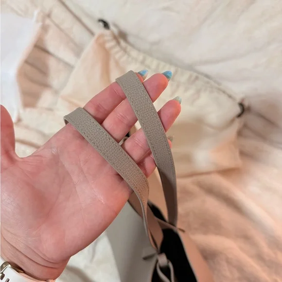 Polene Cyme Tote Textured Taupe - Picture 8 of 9